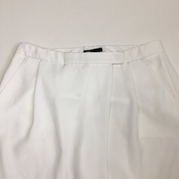 VINCE White Front Overlay Shorts - Picture 4 of 10